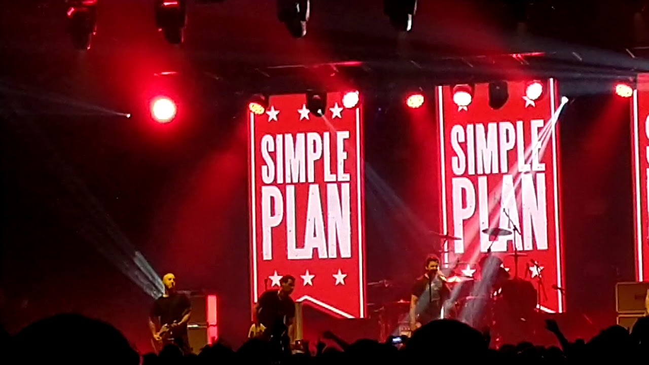 Simple Plan - Perfect (live) - YouTube