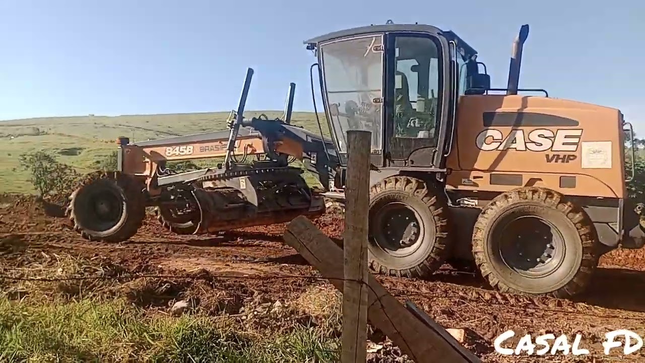 Terra planagem no novo terreno tá ficando top.