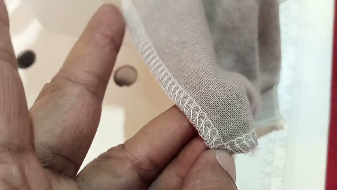 Kingtex Brand UHD-5004 High Speed OverLock.