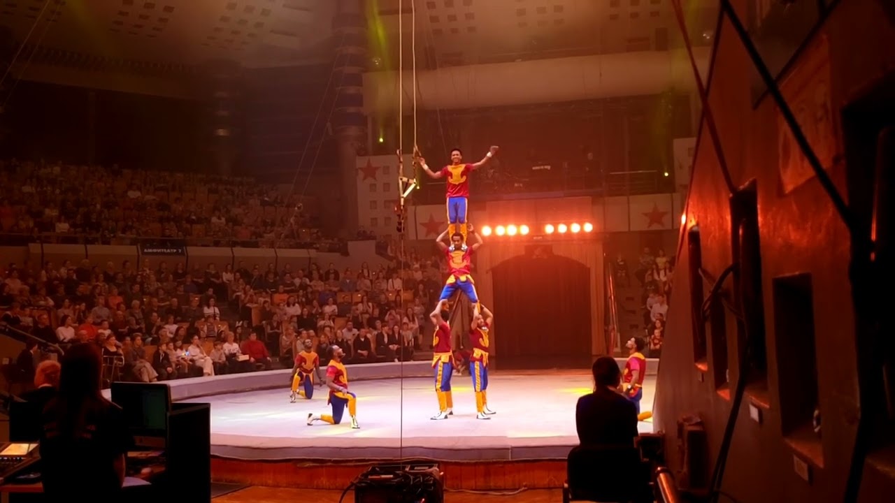 DIre boys hand voltage