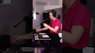 Super SIMPLE Way To LOOP Vocals!