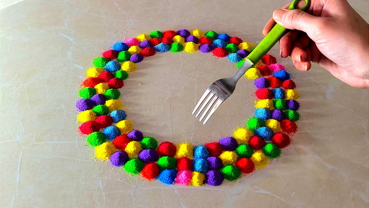 Easy and quick multi-coloured flower rangoli using FORK | Easy rangoli ...