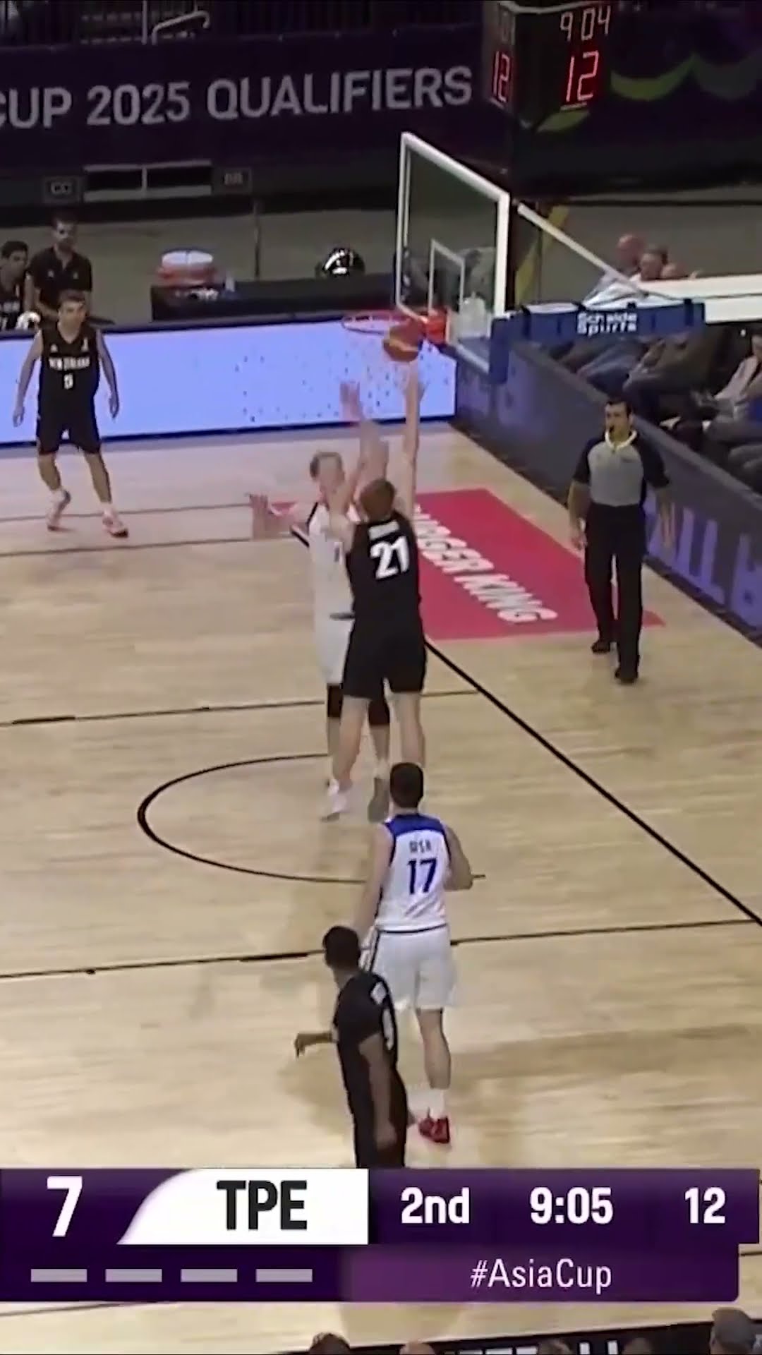 Brandon Gilbeck had 7 blocks in a game for Chinese Taipei, a new Asia Cup Qualifiers record! ? ?