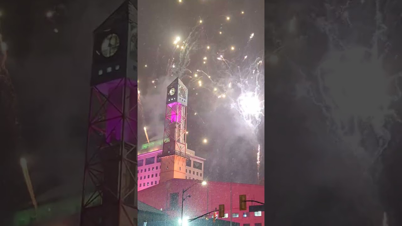 City Centre Mississauga Fireworks | New Year Firewoks