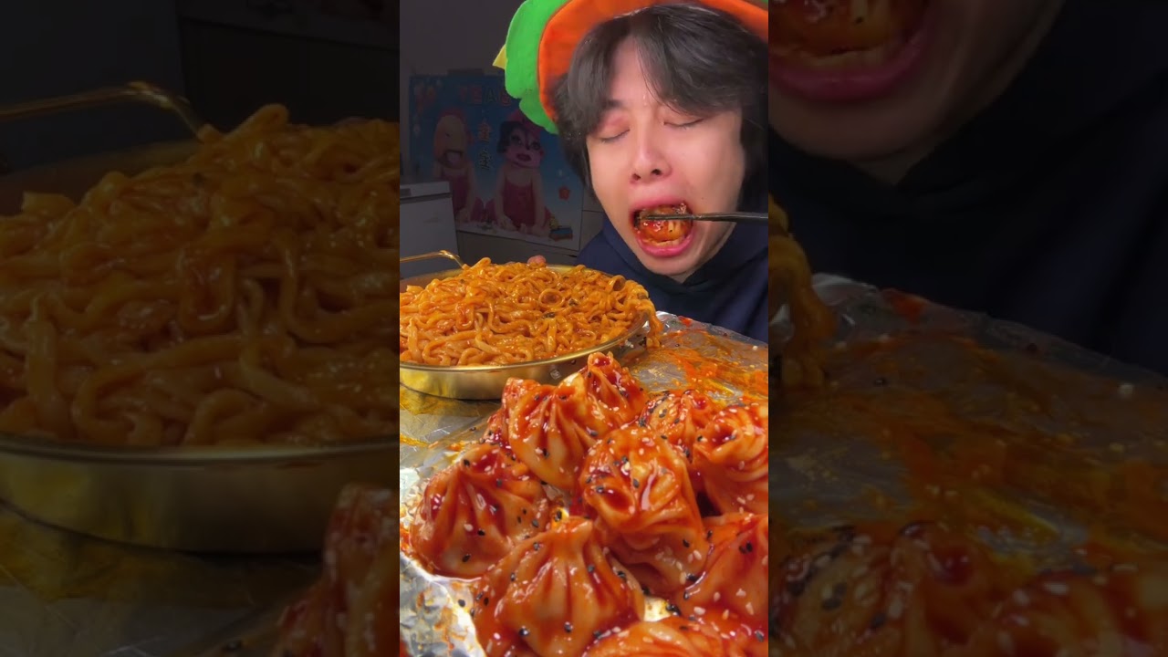 Immerse yourself in crispy pork belly, American hot dogs and turkey noodles!   