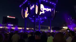 LIVE: Blake Shelton - This is God’s Country Acoustic