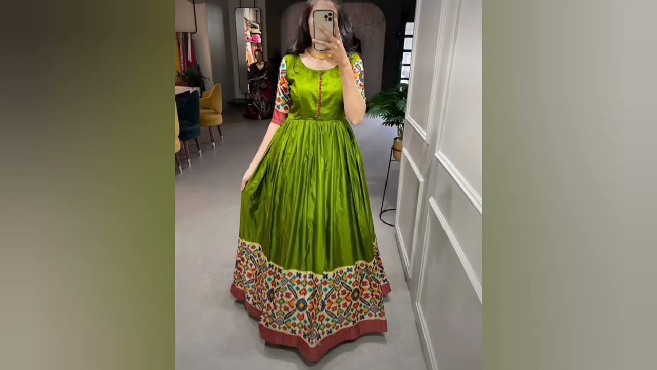 जुन्या काटपदर साड्यांचे सुंदर असे ड्रेस pattu saree dresses for girls 