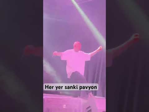 Ezhel-pavyon  #ezhel06 #ezhel #bengübade #konser #concert  #bucharest #fyp #2025 #ezhelkonser