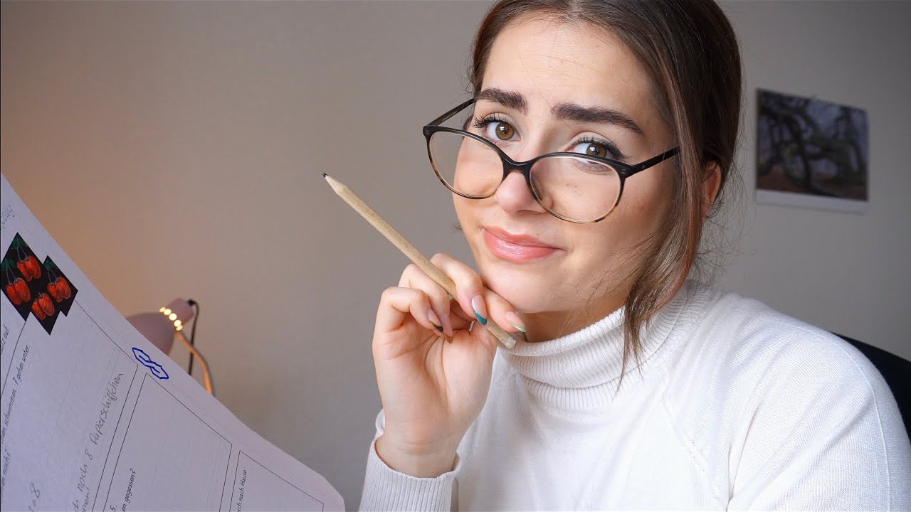 Du lernst mit deiner mutter für mathe und fängst an zu heulen ASMR
