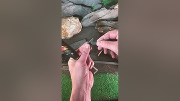 How to split slate rods for mosaic art with hammer and chisel. #howto #mosaic