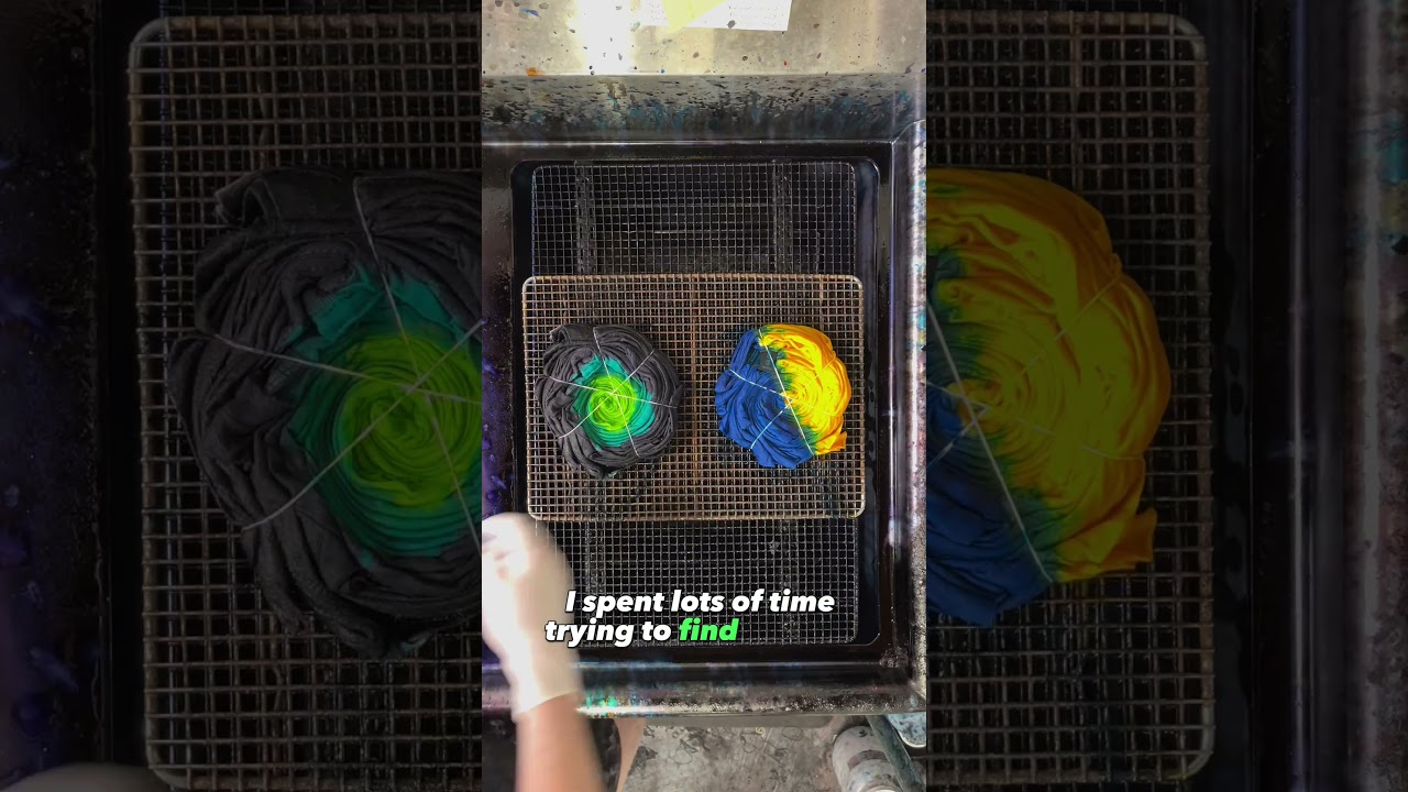 Watch Me Tie Dye: The Glow In The Dark & The Toxic Waste! 