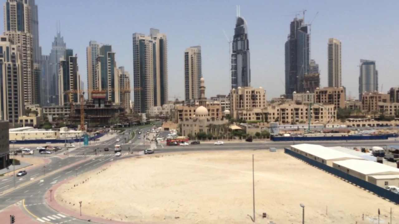 Dubai April 2017 , Asr , the Islamic call to worship.   (sorry for out of focus)