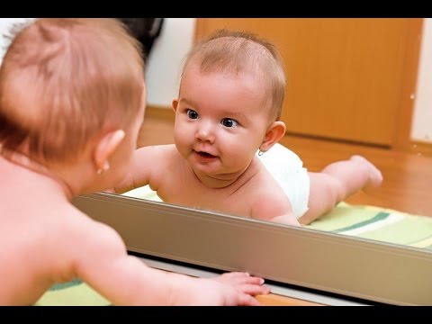 Quand Les Bebes Decouvrent Leur Reflet Dans Le Miroir Youtube Quand Les Bebes Decouvrent Leur Reflet Dans Le Miroir Youtube