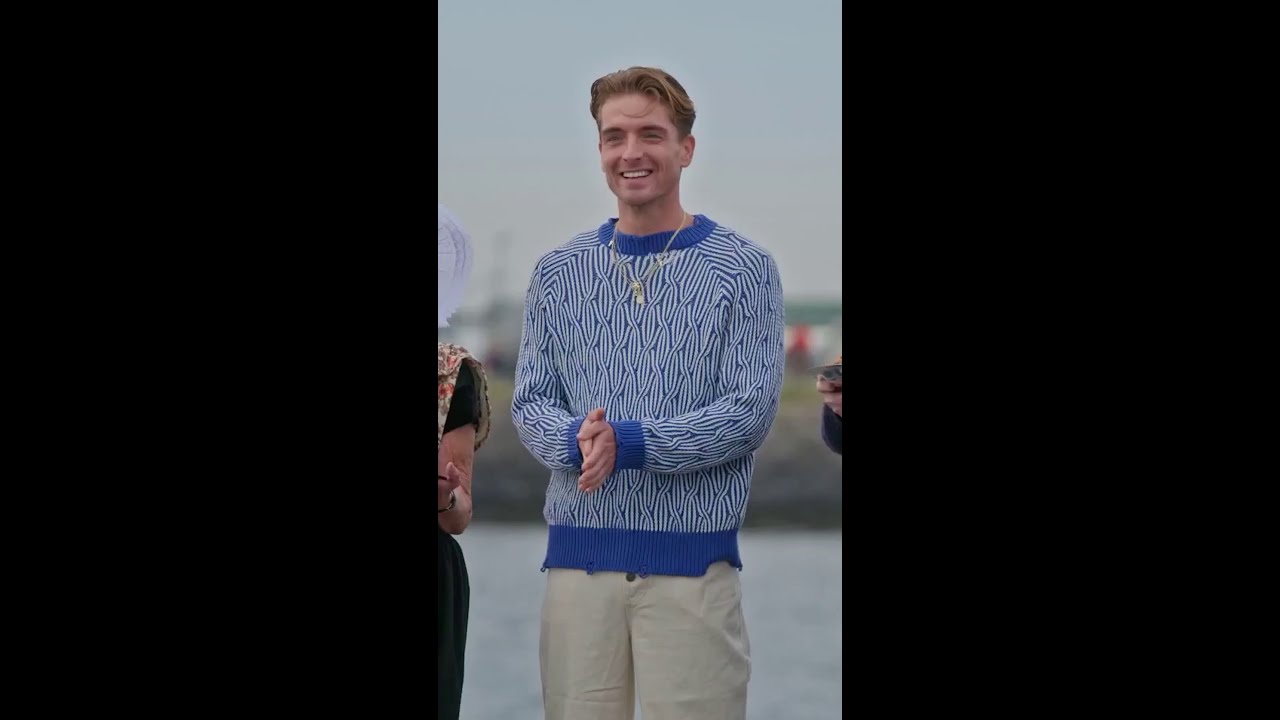 Elias lag gezellig tussen Deborah en Yordi in te slapen 👀 #Hakkenoverdesloot