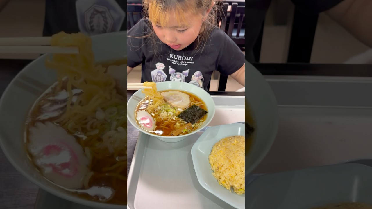 🌸三女の入学式の後は小学生組でランチタイム🍜