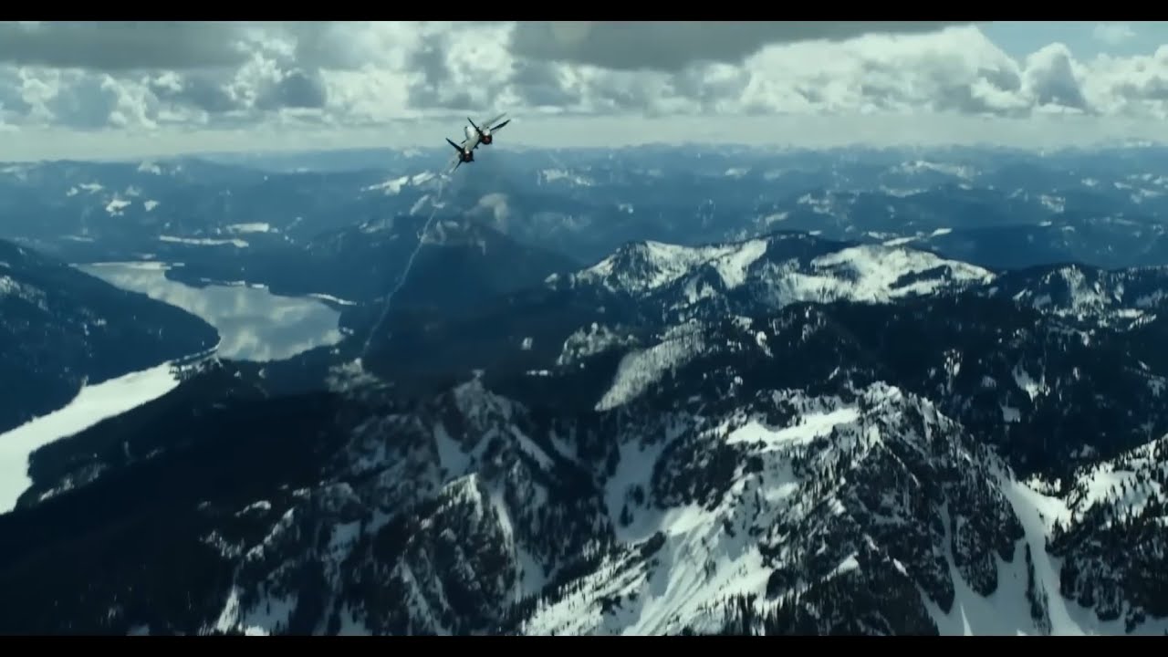 Top Gun: Maverick - F14 Dogfight Scene (Danger Zone - Kenny Loggins)