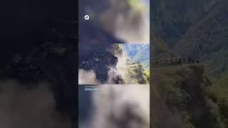 A massive rockslide ⛰️ destroys a road in Churah, India