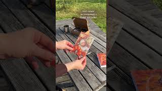 Посткроссинг -  хобби,где вы обмениваетесь открытками с незнакомцами.Дайте знать, если интересно)