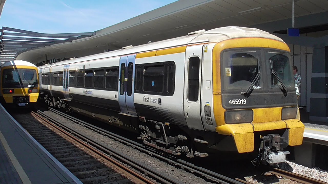 Trains at London Bridge (BML, SEML) - 06/08/2022