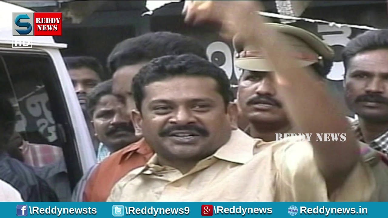 మద్దెలచెరువు సూరి || MADDELA CHERUVU SURI (MADDELACHERUVU SURYANARAYANA REDDY) ARREST (OLD FOOTAGE)