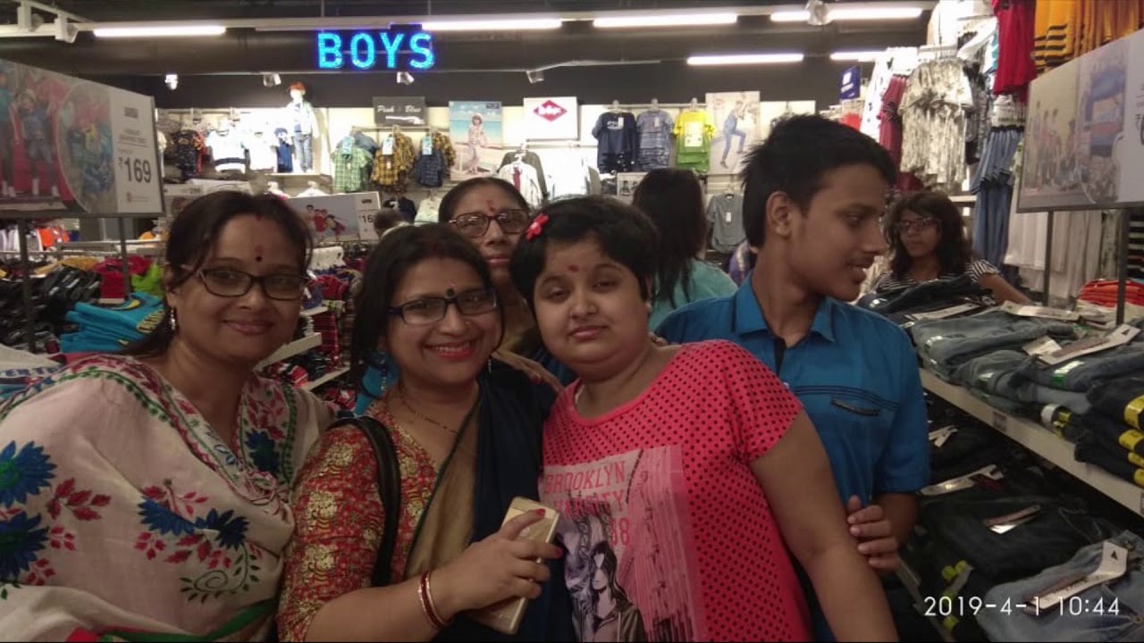 Big Bazaar’s quiet Hour