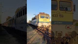 433 159 Cirmos Szili érkezik Interrégióval Fonyódra. #vonat #train #máv #mozdony #szili #balaton