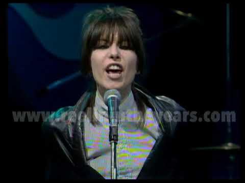 Pretenders - Brass In Pocket (Official Music Video) - YouTube