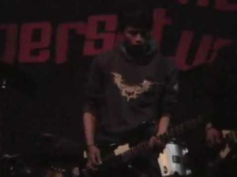 Ancur Band : Konser paling ancur baru naek  panggung udah di sorakin #band