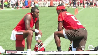 Mentorship and motivation: Why Jameis Winston and Deshaun Watson's is so important for the Browns thumbnail