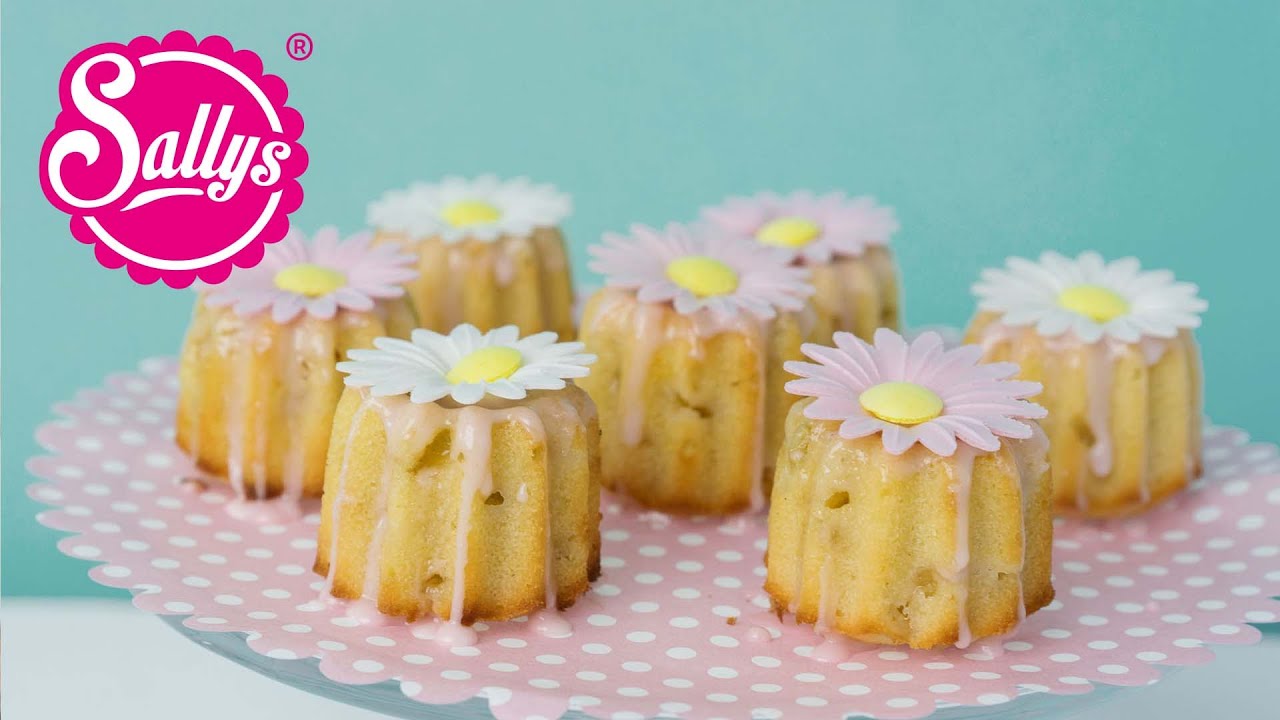 RhabarberMuffins mit Marzipan und Oblatenblumen / Sallys Welt YouTube