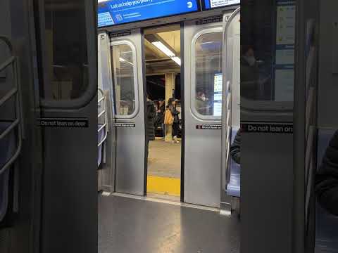 R160 R Train #9513 Door Chime #shorts