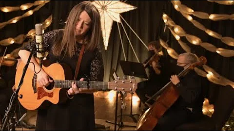 Amy Petty - Lullaby For A King
