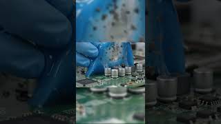 🎧 That RAM click is so satisfying! #asmr #hardware #pcgaming #satisfying #tech