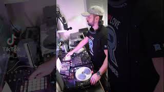Legend B - Lost In Love vs Darude - Sandstorm