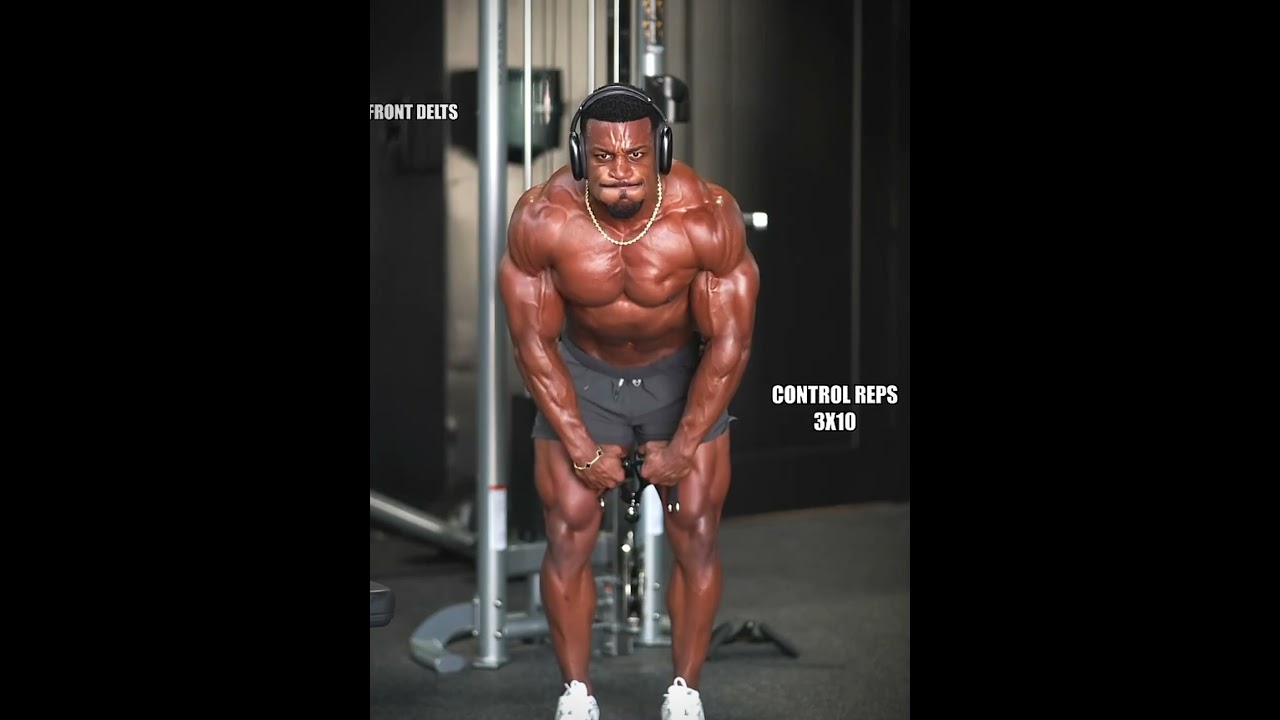 Тренировка с подъемом рук на блоке перед собой 😈💯