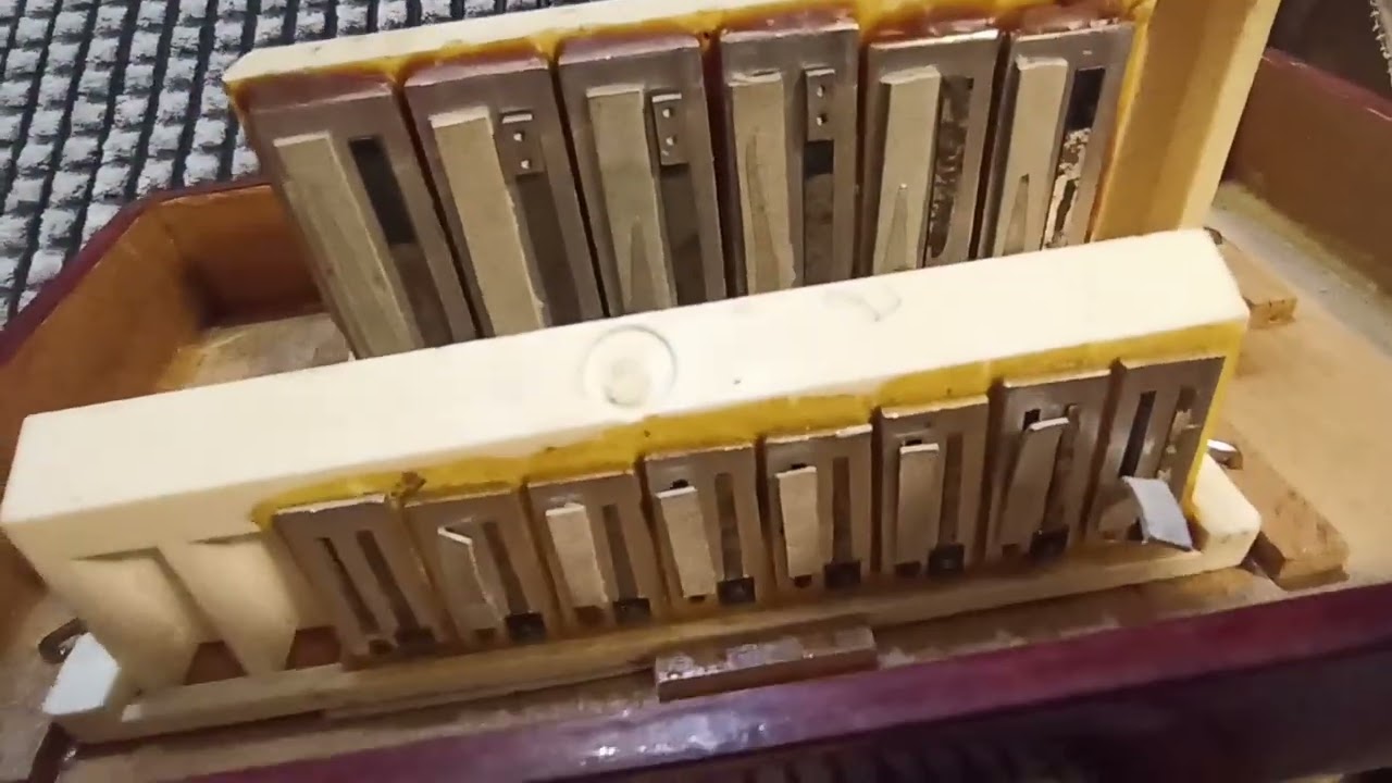 Гармонь Кубань 23х12. ремонт.