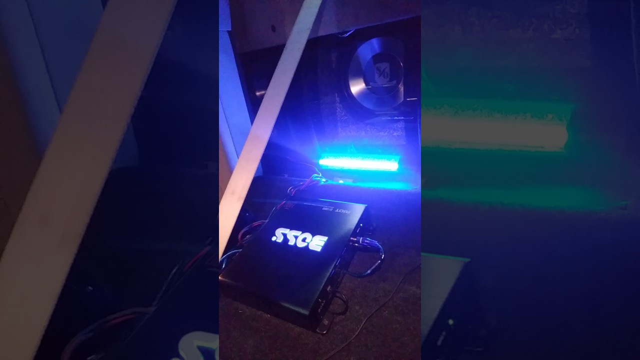 Boss Riot 1100 watt amp + 2 12" sound ordinance B-24 sub woofers - YouTube