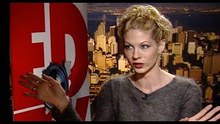 Rewind: Jenna Elfman on moment she quit dancing, VIP treatment, paparazzi, Ron Howard & more