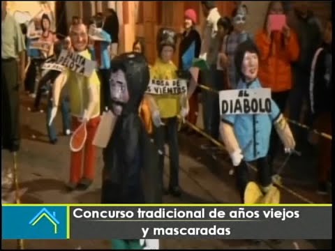 Concurso tradicional de años viejos y mascaradas