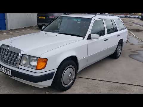 Mercedes Benz 1990 230TE First Polish In 33 Years Swissvax Mystery Top Coat 