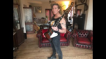 Gibson Firebird 2016 demo and review + robot tuner restringing advice