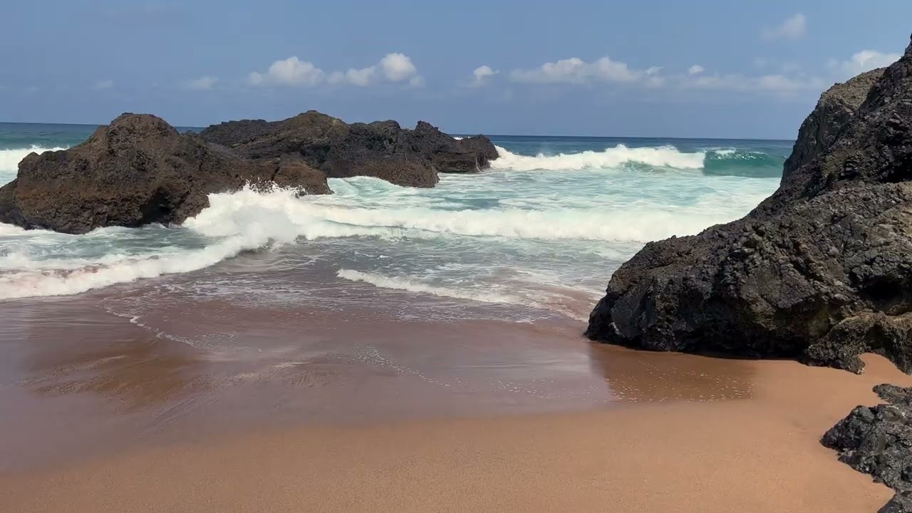 👉 Bakio — el océano en calma, olas y marea baja | Euskadi — | БАКІО Узбережжя Країни Басків