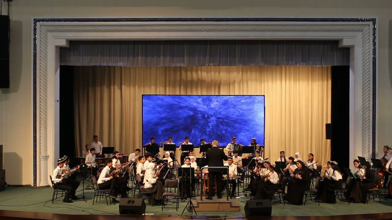 To‘lqin Qurbonov musiqasi – “Sevinch” orkestr ijro etadi. Dirijor dotsent Ilyos Kuvatov
