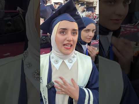 طلاب طب في غزة يحتفلون بتخرجهم وسط الحرب