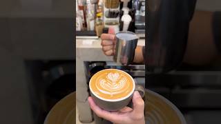 Latte Art! Rosetta ❤️ #coffee #barista #latteart #rosetta #youtubeshorts #fypシ゚viral #pov
