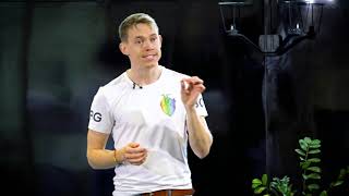 Rainbow Blood: The Need of an Evidence-Based Blood Donation Policy in Sweden | Tobias Ström | TEDxKI screenshot 5