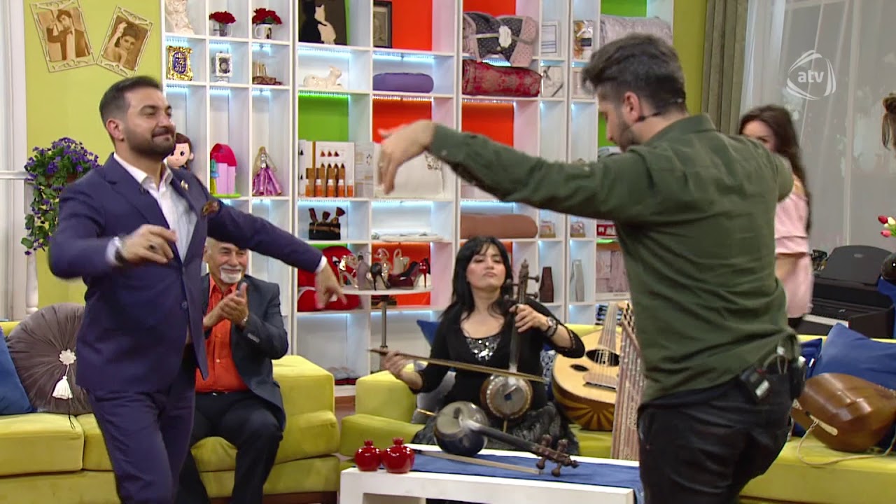 Mehri Əsədullayeva kamançada ifa etdi Zaur və qonaqları rəqs etdilər (Zaurla GÜNAYdın)