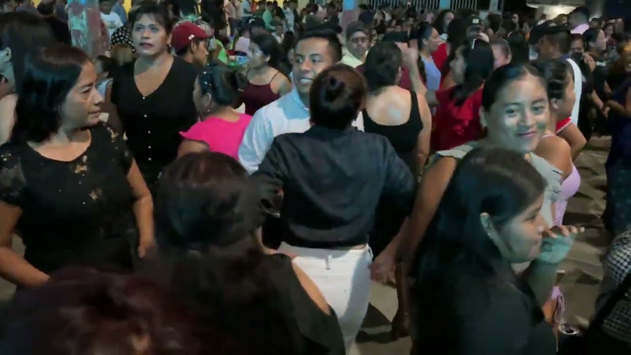 Popurrí Cucuniño · Los Del Sabor en Vivo en Cochoapa Guerrero