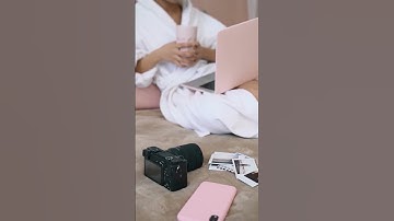 Unlocking the future with AI How artificial intelligence is revolutionizing the way we live and work