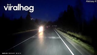Meteor Captured on Dashcam || ViralHog